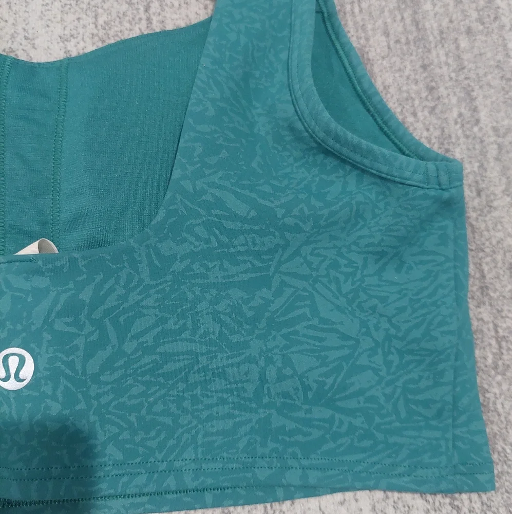 Lululemon Everlux Cut-Out Bra